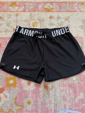 Under Armour Black Women's Athletic Shorts with Logo Waistband
